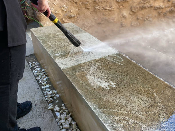 Best Deck Pressure Washing  in Ville Ptte, LA
